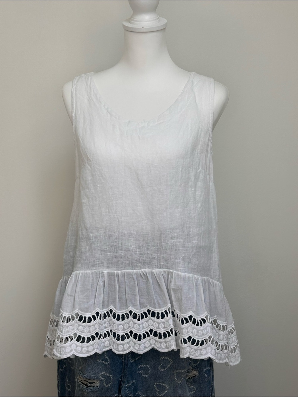 100% Linen Women’s White Sleeveless Eyelet Lace Hem Tunic Tank Top S